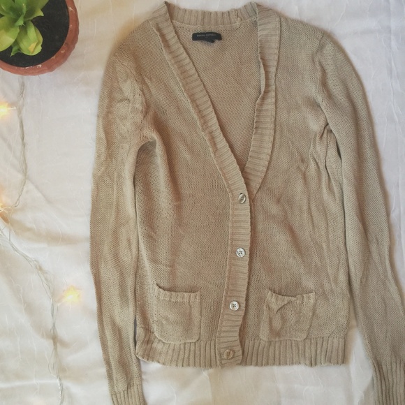 Banana Republic Sweaters - Banana Republic Tan Knit Cardigan